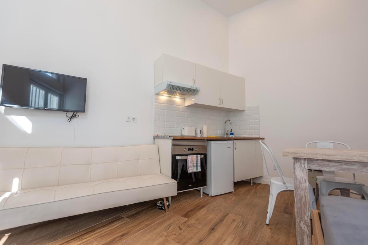 New 1 Min Metro, Cozy 1 Bed Close To Downtown, Wifi A マドリード エクステリア 写真